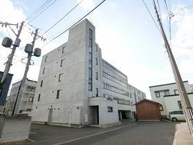 北海道札幌市西区宮の沢一条４ 5階建 築20年7ヶ月