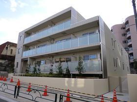 東京都目黒区中根１ 3階建 築8年10ヶ月
