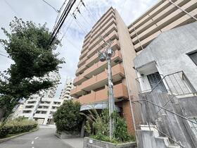 ウィズダムスクウェア