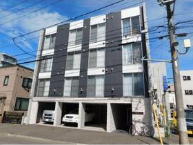 北海道札幌市中央区南八条西１３ 4階建 築6年11ヶ月