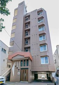 北海道札幌市中央区南十八条西１３ 7階建 築26年4ヶ月