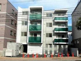 北海道札幌市豊平区平岸三条１６ 4階建 築11年10ヶ月