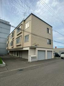 北海道札幌市厚別区厚別西二条５ 3階建 築14年4ヶ月
