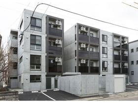 北海道札幌市西区二十四軒四条５ 4階建 築8年7ヶ月