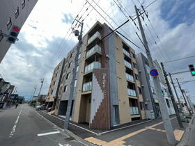 北海道札幌市北区北二十八条西５ 4階建 築2年10ヶ月