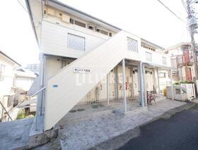 東京都国分寺市西恋ヶ窪１ 3階建