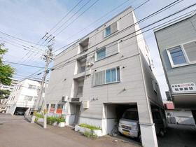 北海道札幌市中央区南七条西１６ 4階建 築24年5ヶ月