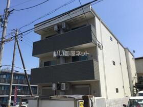 シプレ鳳 3階建
