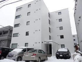 北海道札幌市中央区南十条西６ 5階建 築6年11ヶ月