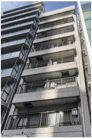 東京都江東区亀戸１ 8階建