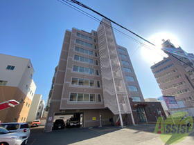 北海道札幌市中央区南四条西１６ 9階建 築32年4ヶ月