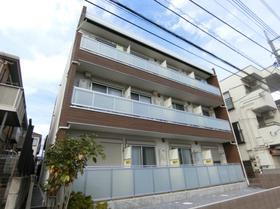 千葉県松戸市常盤平１ 3階建