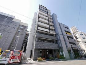 プレサンス難波ラフィーネ 10階建