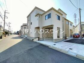 ＢＬＯＯＭＩＮＧ　ＭＡＩＳＯＮ　越谷市大里 2階建