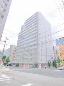 北海道札幌市中央区北一条東１ 15階建 築16年7ヶ月