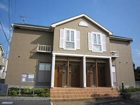 滋賀県東近江市桜川東町 2階建