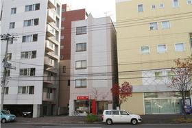 北海道札幌市中央区南二条東５ 5階建 築34年8ヶ月