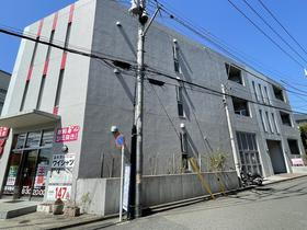 神奈川県川崎市麻生区上麻生１ 3階建 築15年4ヶ月