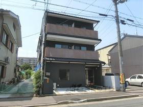 レヴィア東寺 3階建