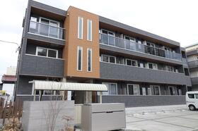 Ｄ－ｒｏｏｍ　ＧＲＡＣＡ　中町　ＷＥＳＴ 3階建