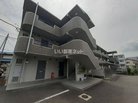静岡県富士市元町 3階建 築23年4ヶ月