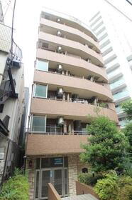 東京都港区南麻布２ 8階建 築24年1ヶ月