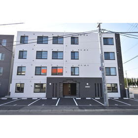 北海道札幌市西区二十四軒一条２ 4階建 築3年3ヶ月