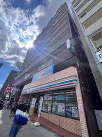 兵庫県神戸市中央区脇浜町３ 11階建
