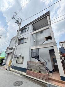 大阪府八尾市太田新町２ 3階建 築37年9ヶ月