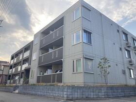 埼玉県和光市下新倉２ 3階建