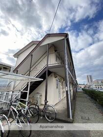 神奈川県藤沢市亀井野２ 2階建