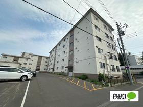 北海道札幌市豊平区平岸一条２ 5階建