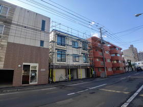 北海道札幌市中央区南六条西１６ 3階建 築21年9ヶ月