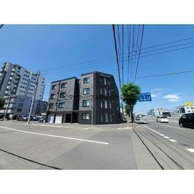 北海道札幌市北区北二十三条西２ 4階建 築5年4ヶ月