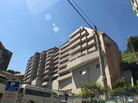 ロイヤル神戸北野通り 8階建