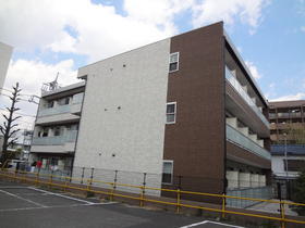 東京都八王子市大和田町３ 3階建