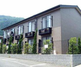 レオパレスジョーウンＩＩ番館 2階建