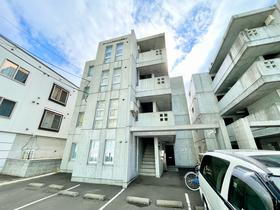 北海道札幌市東区北二十七条東１２ 4階建 築23年10ヶ月