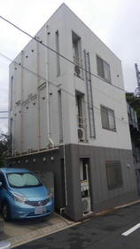 東京都豊島区雑司が谷３ 3階建 築9年5ヶ月