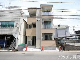 福岡県福岡市博多区吉塚１ 賃貸アパート