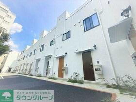 ＵＲＢＡＮ　ＰＡＲＫ三鷹 3階建