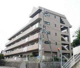 キィーロックハウス