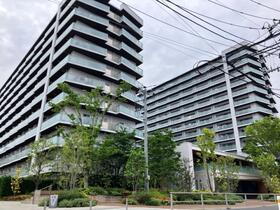 東京都北区堀船２ 14階建