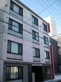 北海道札幌市東区北十六条東１６ 4階建 築14年6ヶ月