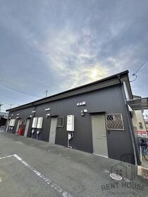 大阪府和泉市尾井町１ 1階建 築61年2ヶ月
