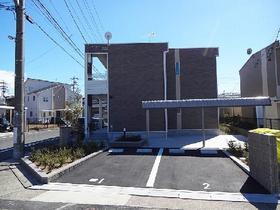 愛知県春日井市知多町１ 2階建 築9年6ヶ月