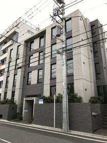 東京都杉並区和田１ 地上4階地下1階建 築6年3ヶ月