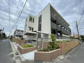 埼玉県さいたま市南区南浦和２ 築4年8ヶ月 3階建