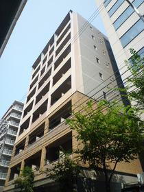 エステムコート梅田東アクアパレス 9階建