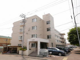 北海道札幌市東区北四十八条東４ 4階建 築35年6ヶ月